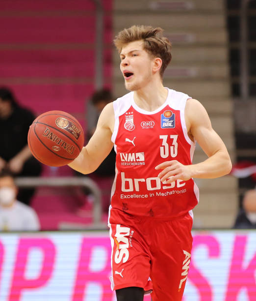 也能在需要 也能在需要