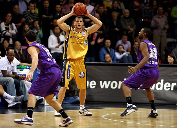 不仅意味着 不仅意味着